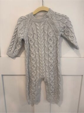 Hope and Henry Knit Cable Baby Romper in Light Gray